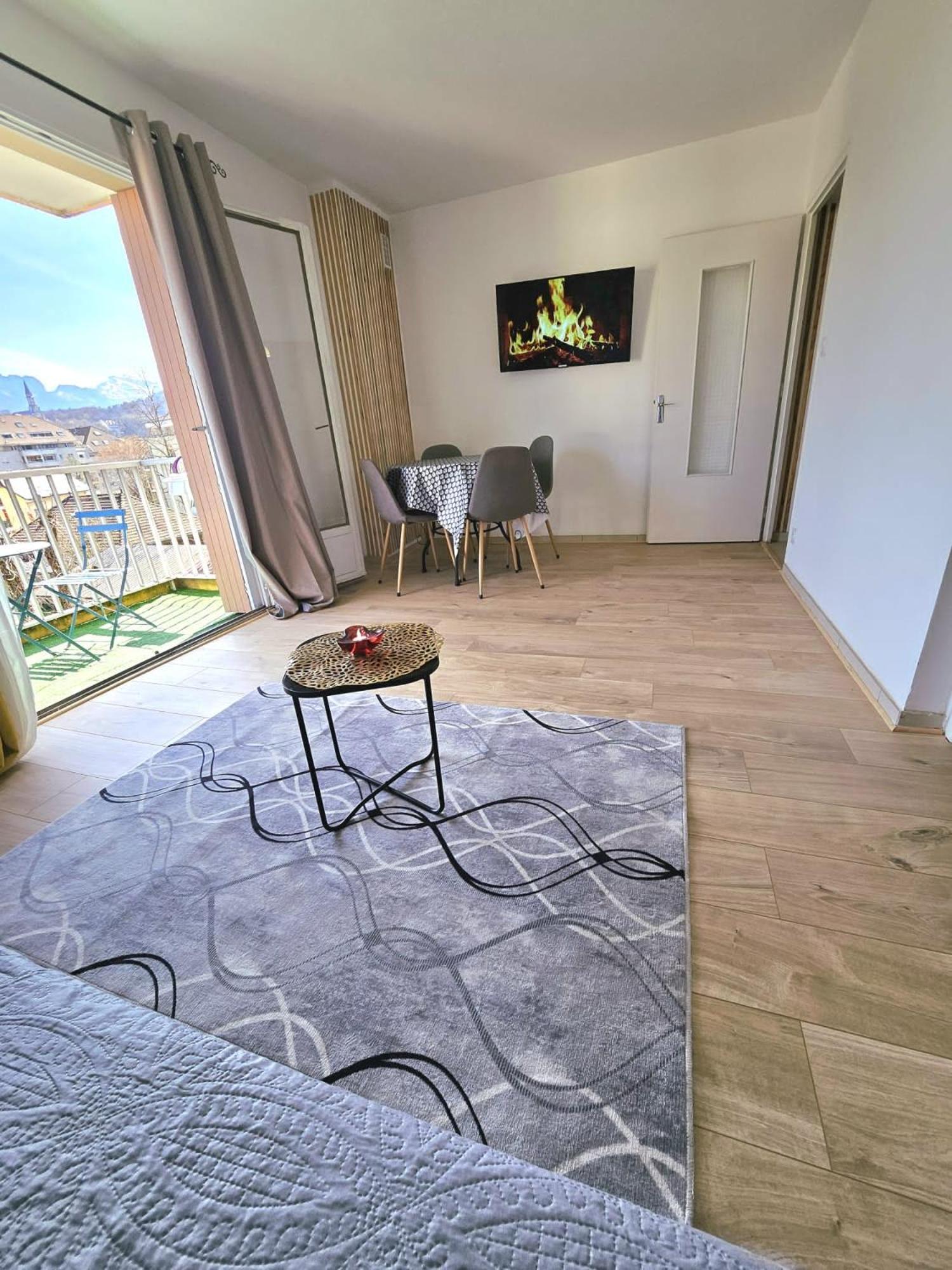 Paradise Apartment Near Downtown Lake & Free Parking - Local Bike Анси Екстериор снимка